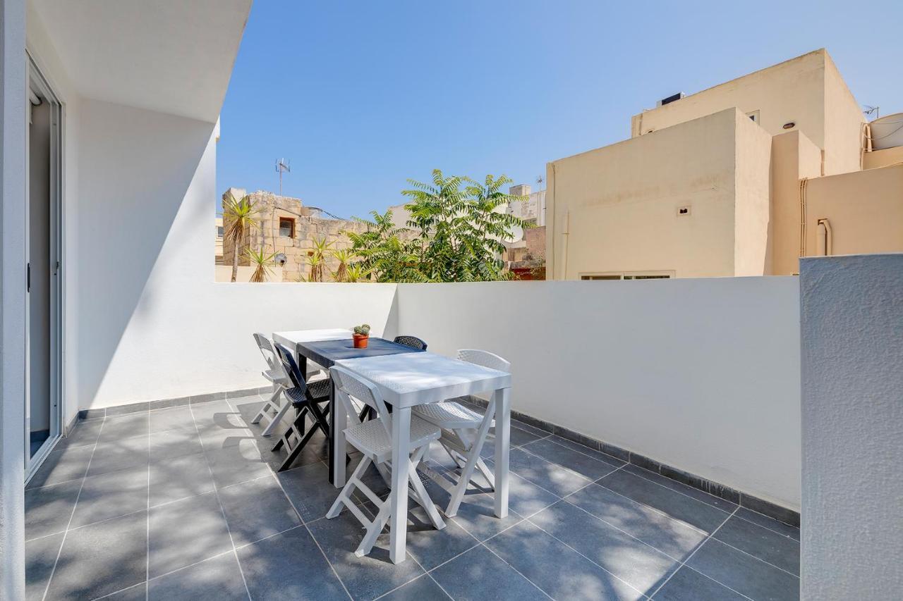 Central Sliema 3-Bedroom Retreat Exterior foto